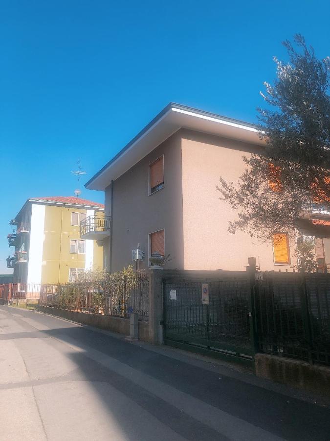 New Family Inn Перо Экстерьер фото